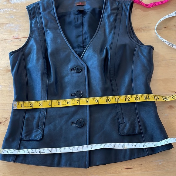 Danier genuine leather vest, black, XS, Sleeveless jacket - Picture 11 of 11